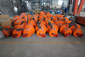 �l���������